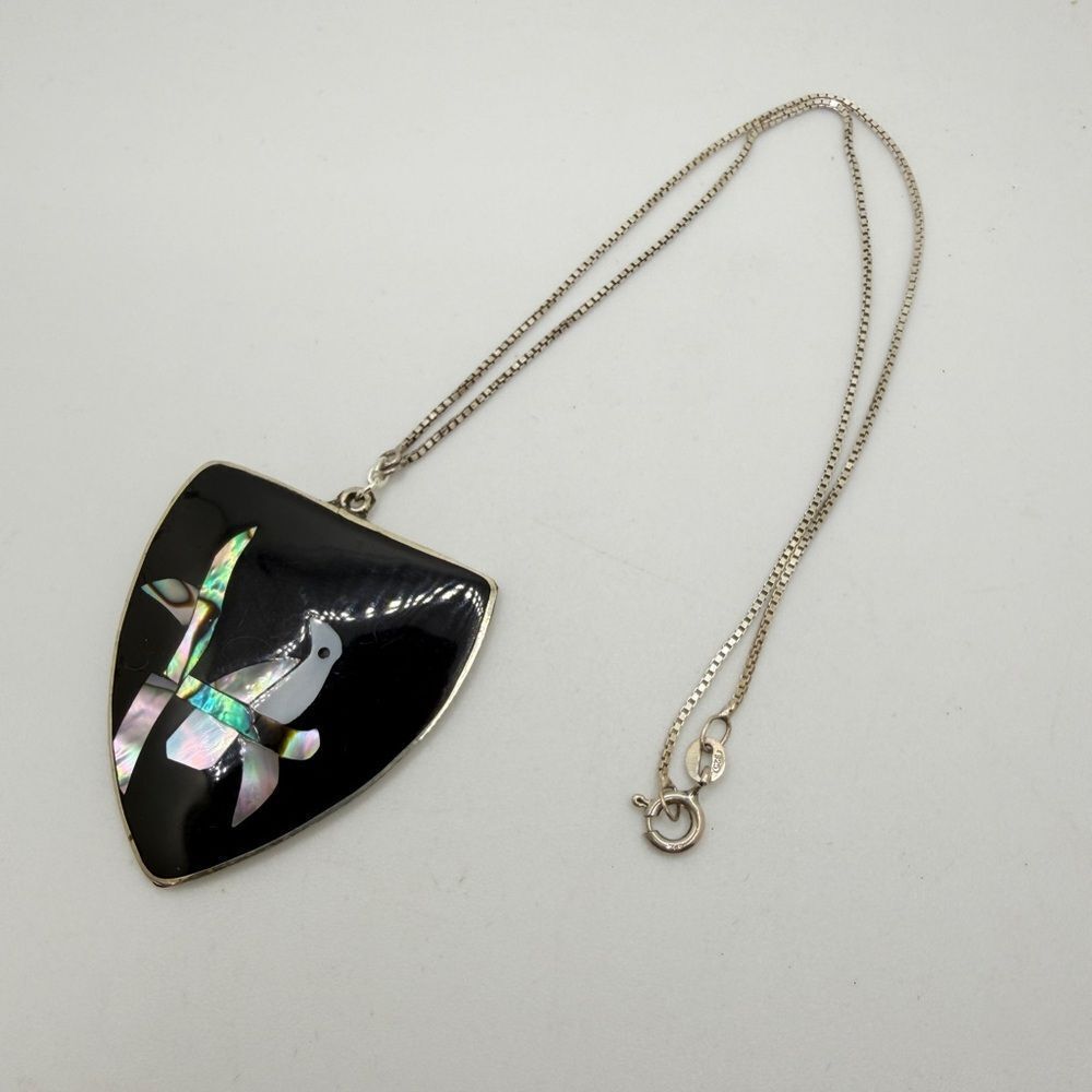 14" Alpaca Mexico shield/bird pendant w/ abalone shell inlay on 925 box chain!